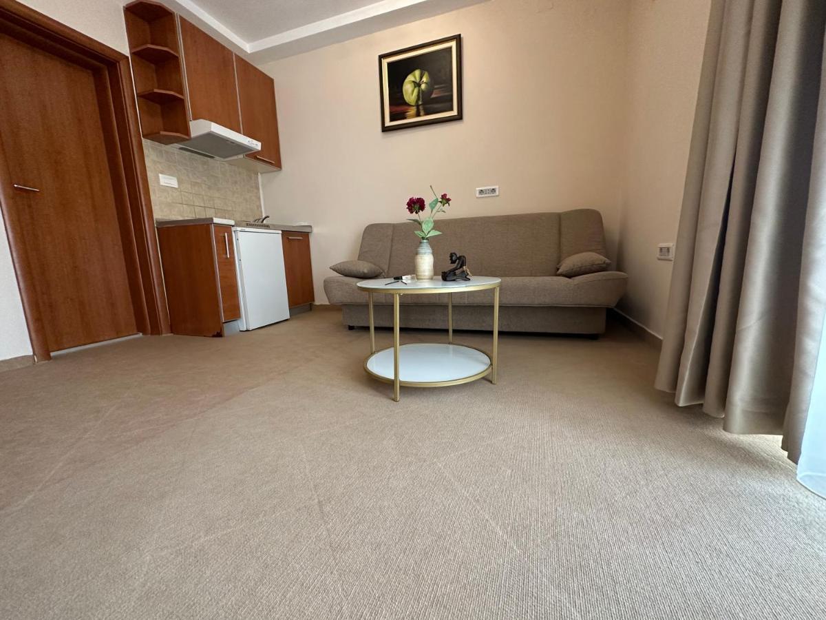 Vila Danica Tivat Exterior foto