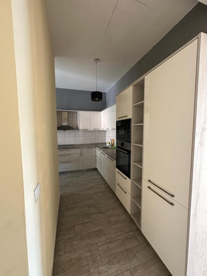 Vila Danica Tivat Exterior foto