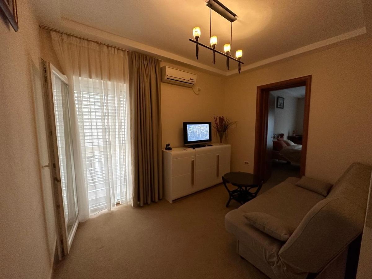 Vila Danica Tivat Exterior foto