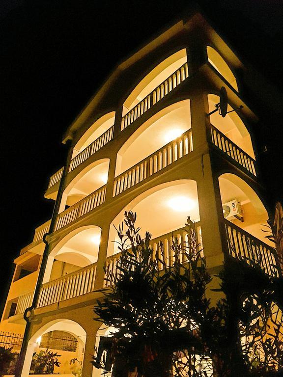 Vila Danica Tivat Exterior foto