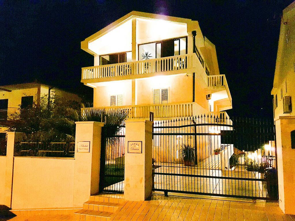Vila Danica Tivat Exterior foto